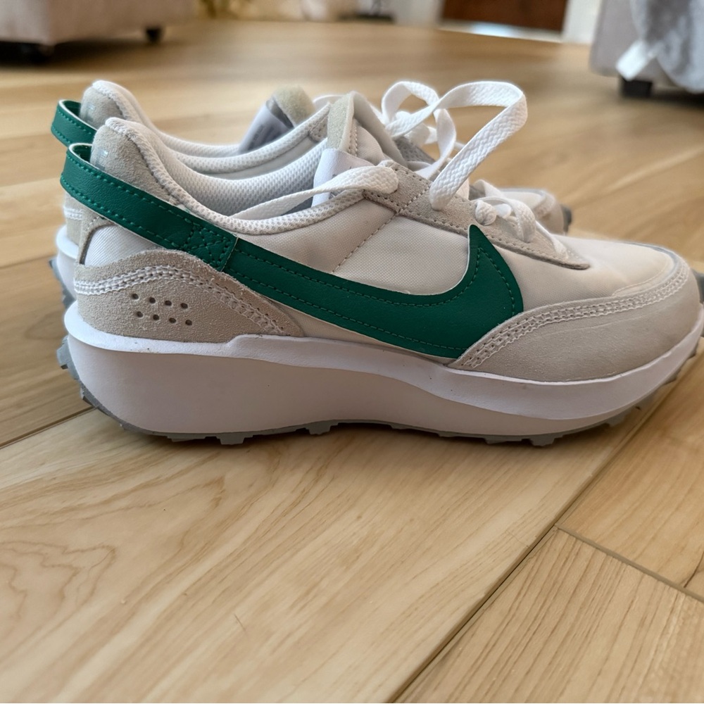 Nike White Mesh Sneakers Women’s